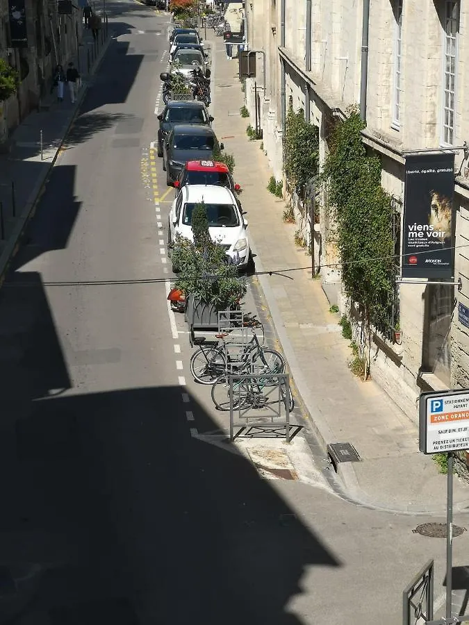 Escale Citadine Au Centre D'Avignon, Climatisation, Appartement De Charme, Spacieux Et Lumineux France