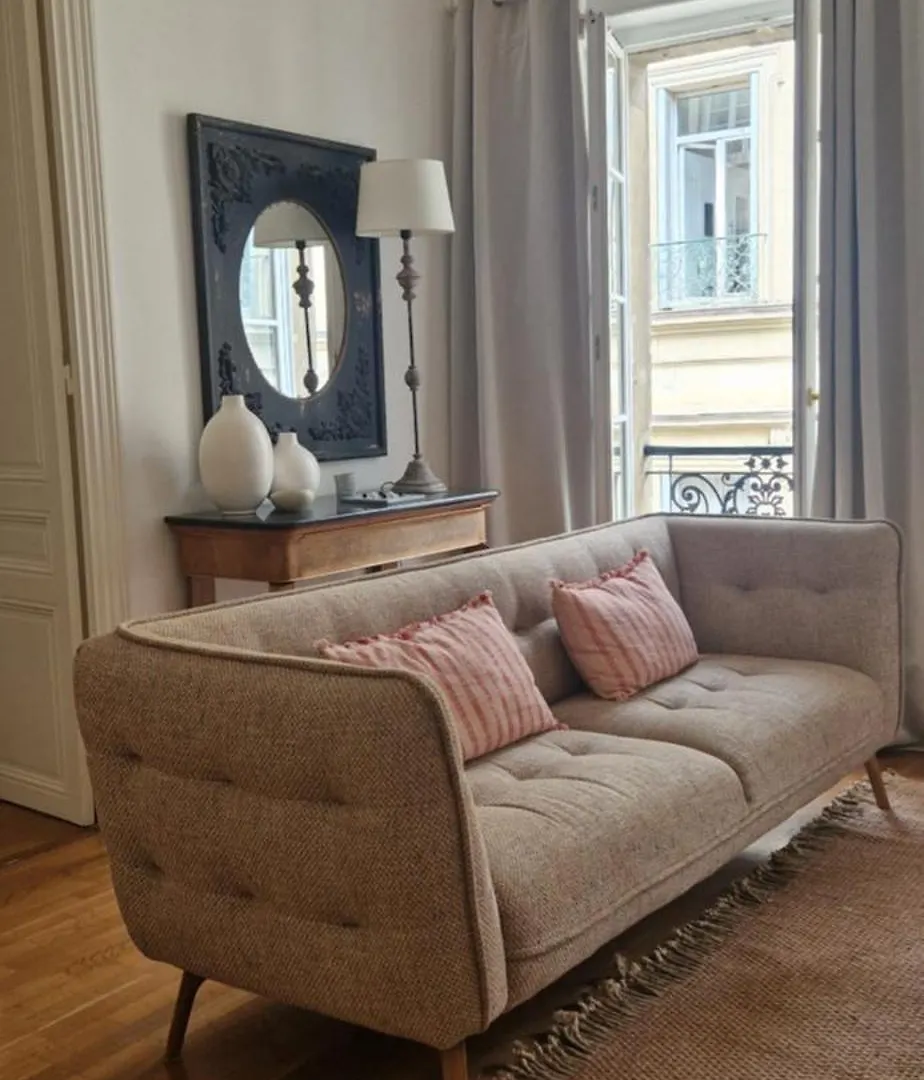 Apartamento Escale Citadine Au Centre D'Avignon, Climatisation, Appartement De Charme, Spacieux Et Lumineux